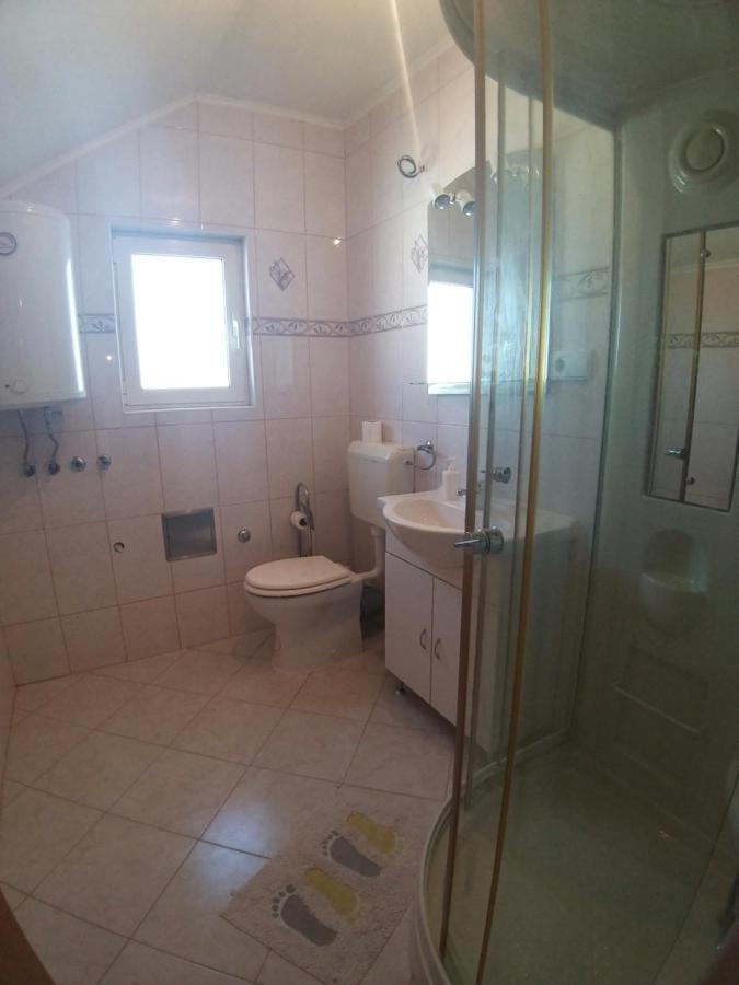 Sunny Apartment Jukic With Sea View Zara Esterno foto