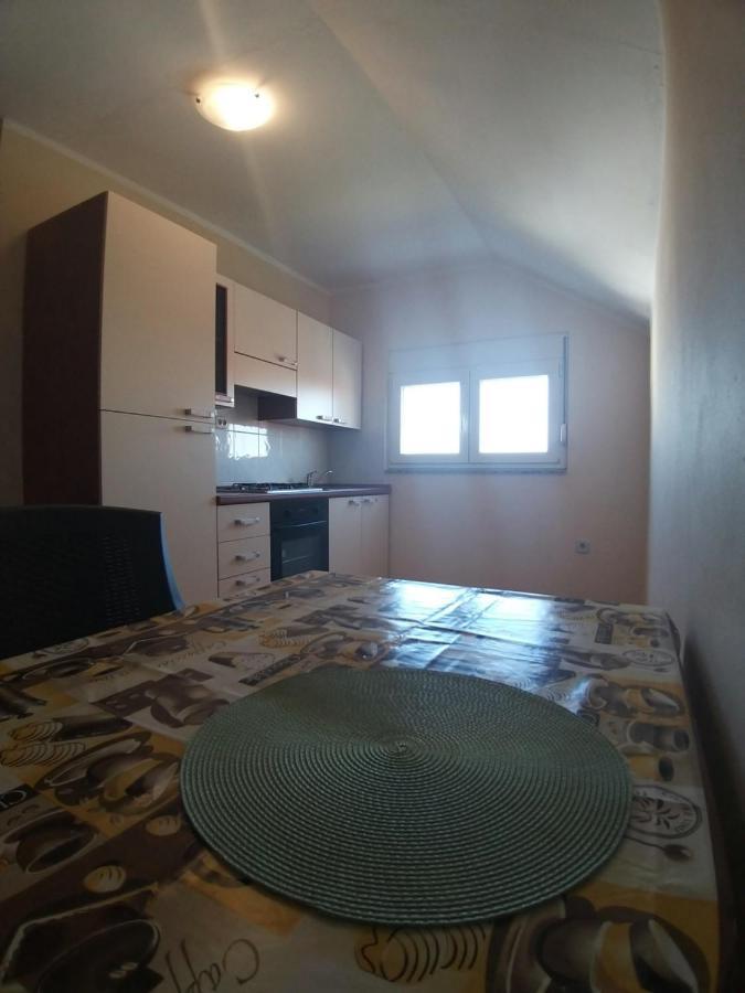 Sunny Apartment Jukic With Sea View Zara Esterno foto