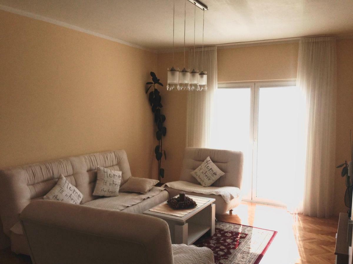 Sunny Apartment Jukic With Sea View Zara Esterno foto